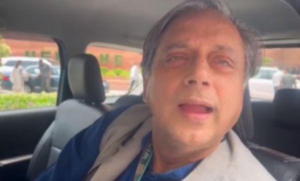 कांग्रेस नेता शशि थरूर ने कहा, इस बजट में कुछ खास नहीं है