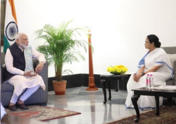 दिल्ली दौरे पर ममता बनर्जी के पीएम मोदी से मिलने की संभावना 