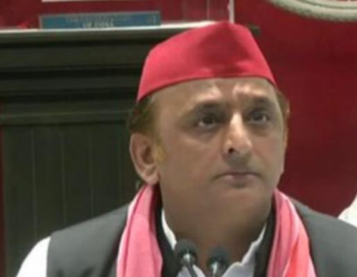 अखिलेश यादव ने केशव प्रसाद को बताया 'मोहरा', डिप्टी सीएम ने ऐसे दिया जवाब 