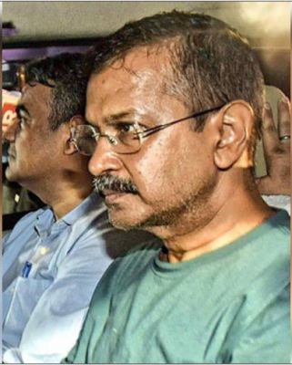 सीबीआई ने दिल्ली शराब घोटाले में चार्जशीट की दाखिल, केजरीवाल को बनाया आरोपी
