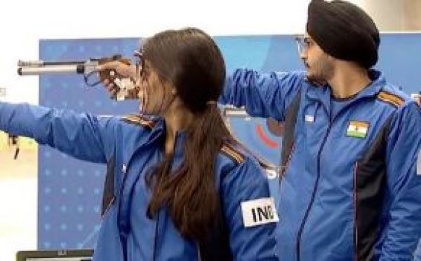 मनु और सरबजोत मिश्रित टीम कांस्य पदक के मुकाबले में, रमिता बाहर