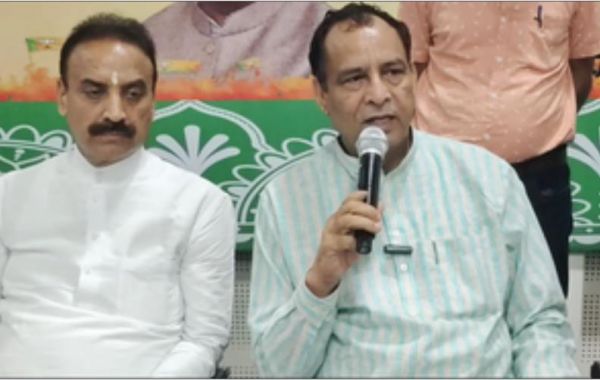 करनाल पहुंचे हरियाणा भाजपा अध्यक्ष मोहनलाल बड़ौली ने कांग्रेस और 'आप' पर बोला हमला
