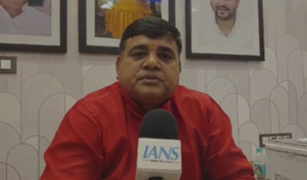 भगवान भरोसे चल रहा है रेलवे : राजद