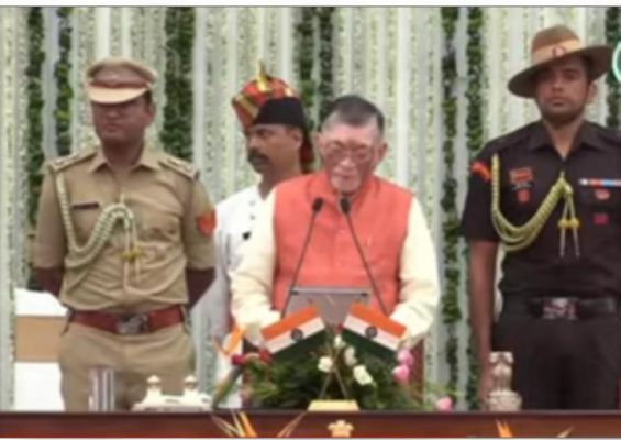झारखंड के 12वें राज्यपाल के रूप में संतोष गंगवार ने ली शपथ 
