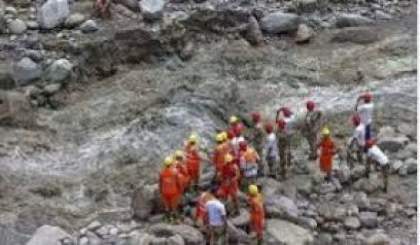 हिमाचल प्रदेश : बादल फटने के बाद से लापता 45 लोगों की खोज के लिए अभियान जारी