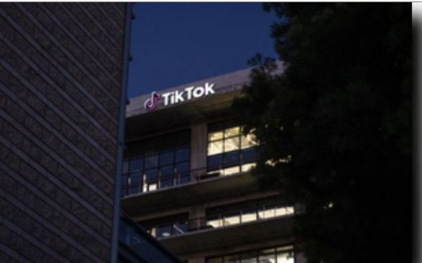 टिकटॉक ने बच्चों की सुरक्षा से किया खिलवाड़, अमेरिकी सरकार ने किया कंपनी पर मुकदमा 