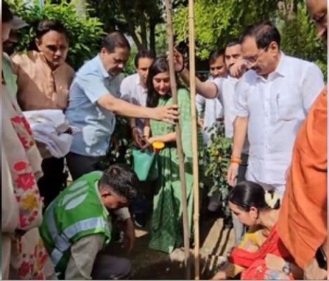 पुण्यतिथि पर मां सुषमा स्वराज को बेटी बांसुरी ने किया याद, बोलीं- ‘कुछ गम ऐसे, जिनकी भरपाई कभी नहीं हो सकती’