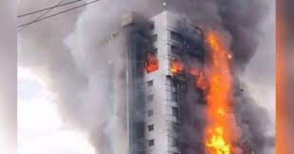 बांग्लादेश: अवामी लीग के नेता के होटल में कम से कम 24 लोगों को जिंदा जलाया गया