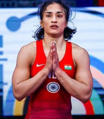 विनेश फोगाट ओलंपिक में अयोग्य घोषित, इस मामले पर सीएम सैनी सहित कई नेताओं ने दी अपनी प्रतिक्रिया 