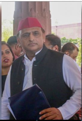 वक्फ बोर्ड संशोधन एक बहाना, रक्षा, रेल, नजूल लैंड की तरह जमीन बेचना निशाना : अखिलेश यादव 
