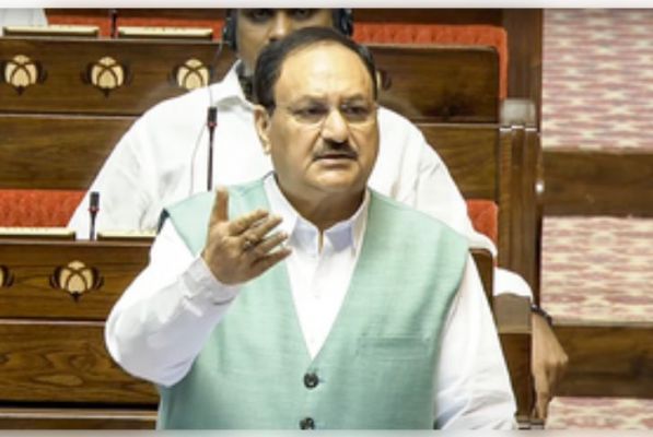 विपक्ष विषयहीन, सारा देश खड़ा है विनेश फोगाट के साथ : जेपी नड्डा