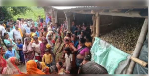 बेगूसराय में एक ही परिवार के 4 लोगों पर धारदार हथियार से हमला, तीन की मौत