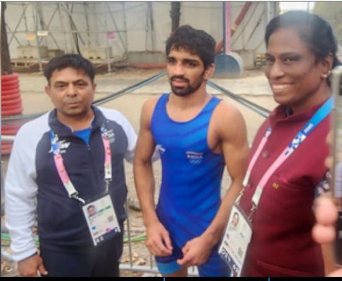 पहलवान अमन सहरावत ने कांस्य जीता, खेलों में सबसे कम उम्र के भारतीय व्यक्तिगत पदक विजेता बने 