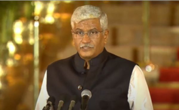 आसन का होना चाहिए सर्वोच्च सम्मान, लोकतंत्र के लिए दुर्भाग्यपूर्ण है ऐसा व्यवहार: गजेंद्र सिंह शेखावत 