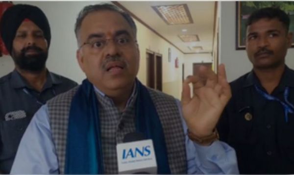सिसोदिया भ्रष्टाचार में हैं लिप्त, सशर्त जमानत पर बाहर आए हैं : भाजपा 