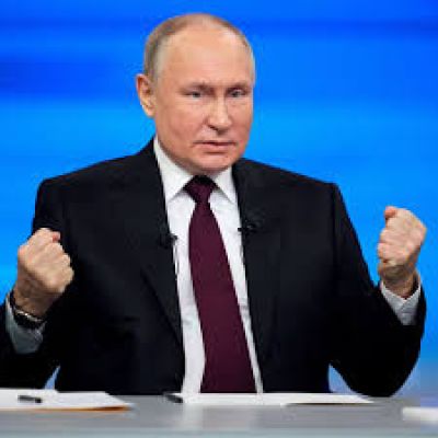 यूक्रेन ने रूस में एक हज़ार किलोमीटर अंदर घुसने का दावा किया, पुतिन क्या बोले?