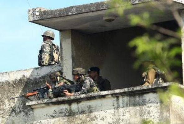 जम्मू-कश्मीर : कठुआ में आतंकियों के नौ सहयोगी गिरफ्तार