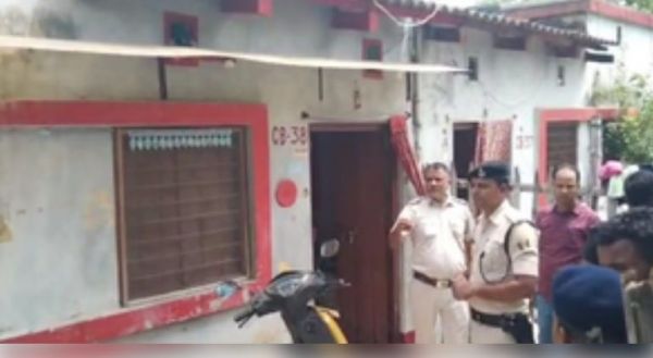 बिहार में अवैध संबंध के शक में 'राख' हुए परिवार की गुत्थी सुलझाने में उलझी पुलिस! 