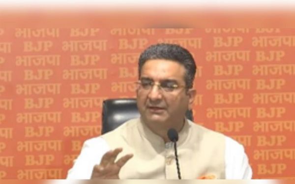 पीड़ित परिवार के बजाय अपराधियों के साथ खड़ी हैं ममता बनर्जी, सीएम पद से दें इस्तीफा : गौरव भाटिया 