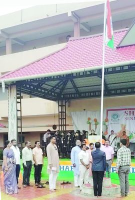 श्री शंकरा सीनियर सेकेंडरी स्कूल ने मनाया स्वतंत्रता दिवस