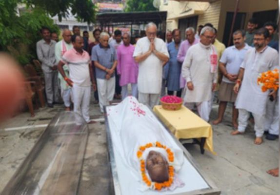 आरएसएस के वरिष्ठ प्रचारक बालकृष्ण त्रिपाठी का निधन, सीएम योगी ने जताया शोक 
