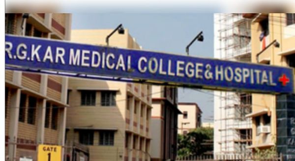 कोलकाता बलात्कार-हत्या मामला : सीबीआई टीम में हाथरस केस की जांच करने वाली महिला अधिकारी शामिल 