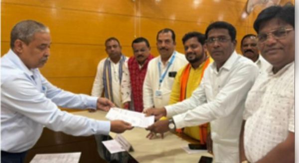 राज्यसभा उपचुनाव : ओडिशा की एकमात्र सीट के लिए भाजपा के दो नेताओं ने भरा नामांकन 