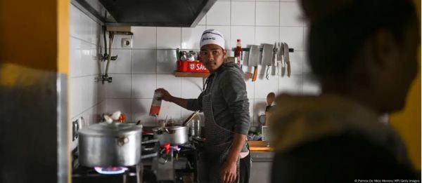 नेपाली कामगारों का पसंदीदा ठिकाना क्यों बन रहा है यूरोप