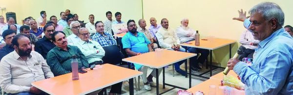 छत्तीसगढ़ राज्य ग्रामीण बैंक छग इकाई के राघव अध्यक्ष निर्वाचित     