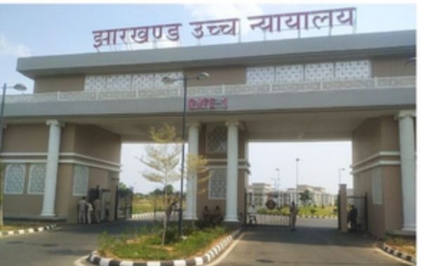 ट्रैफिक जाम में फंसे जस्टिस; झारखंड हाईकोर्ट ने डीजीपी, डीसी और एसएसपी को लगाई फटकार 