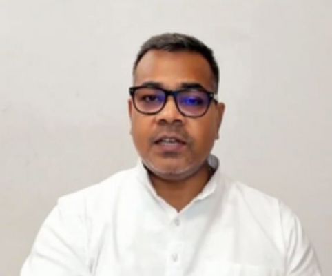 लोजपा में टूट की खबर भ्रामक, अपनी डूबती नैया बचाने की कवायद : अरुण भारती 