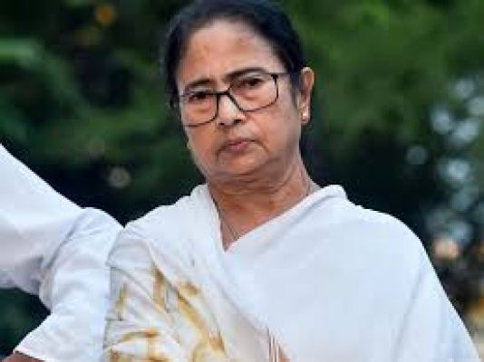 ममता ने मोदी को पुन: पत्र लिखा, बलात्कार एवं हत्या के मामलों में कड़े केंद्रीय कानून की मांग की