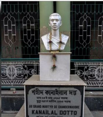 बंगाल का वो 'शेर' जिसने हंसते-हंसते चूमा फांसी का फंदा, अंतिम विदाई देने पहुंचे था पूरा शहर, अर्थी भी समर्थकों ने खरीदी