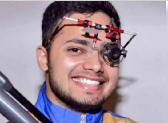 मनीष नरवाल ने पुरुषों के 10 मीटर एयर पिस्टल एसएच1 फाइनल में जगह बनाई 