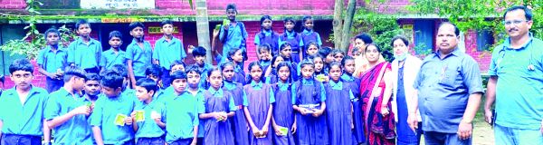 सामुदायिक विकास कार्यक्रमों की मदद से ग्रामीण अंचलों में स्वास्थ्य सेवाएं पहुंचाने बालको कटिबद्ध
