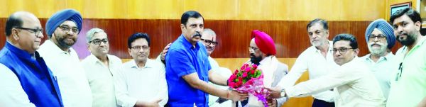 कैट ने लोक सेवा आयोग प्रमुख लोकायुक्त से मुलाकात कर दी बधाई एवं शुभकामनाएं