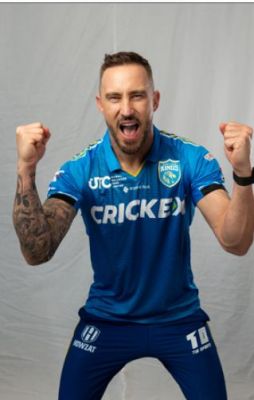 सीपीएल फ्रेंचाइजी सेंट लूसिया किंग्स ने नई टीम जर्सी लॉन्च की 