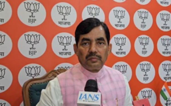 राहुल गांधी ने हरियाणा में 'आप' से गठबंधन की इच्छा जताई, शाहनवाज हुसैन ने कांग्रेस पर कसा तंज 