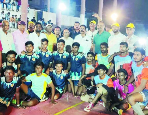 राज्य स्तरीय कबड्डी प्रतियोगिता में शामिल हुए विधायक इन्द्र साव