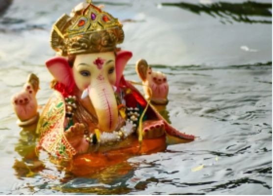 मुंबई में गणेश उत्सव के दूसरे दिन 62,000 से अधिक प्रतिमाओं का विसर्जन