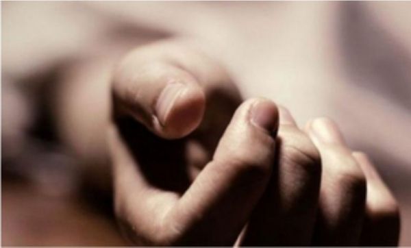 ग्रेटर नोएडा में छात्र की दसवीं मंजिल से गिरकर मौत, आत्महत्या की आशंका 