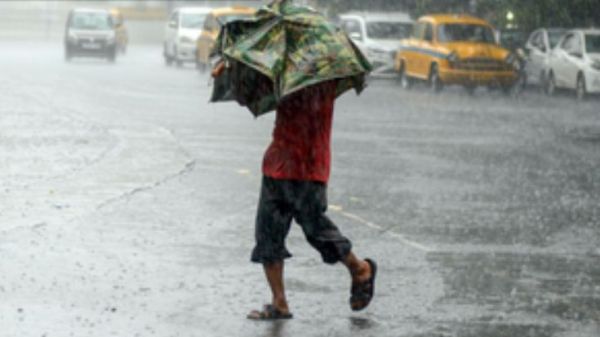 एनसीआर में अगले एक हफ्ते जारी रहेगी रुक-रुककर बारिश, तापमान में आएगी गिरावट 