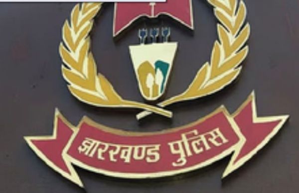 साइबर क्रिमिनल्स पर झारखंड पुलिस का सर्जिकल स्ट्राइक, 11 महीने में 1100 गिरफ्तार 