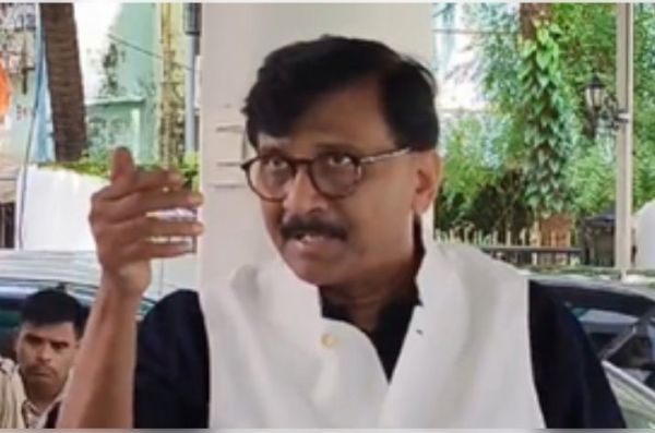 मणिपुर में युद्ध जैसे हालात, चुप बैठे हैं प्रधानमंत्री और गृह मंत्री : संजय राउत 