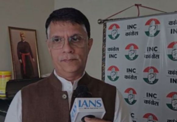 कांग्रेस नेता पवन खेड़ा ने कहा, ‘त्योहार में विवाद पैदा करना चाहती है भाजपा’ 