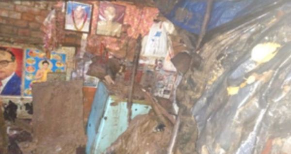 गाजियाबाद : बारिश से मकान की छत गिरी, महिला की मौत, दो बेटियां घायल 