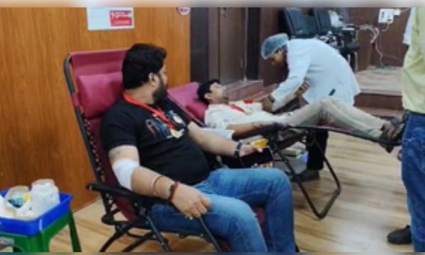 प्रधानमंत्री नरेंद्र मोदी के जन्मदिन पर पटना में रक्तदान शिविर का आयोजन 