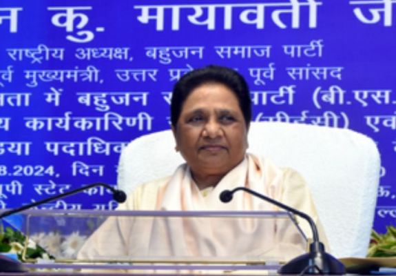 कोर वोट के लिए संगठन को मजबूती देने में जुटीं मायावती 