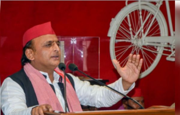 सरकार जिस दिन अपने को दोषी मानकर बदलाव लाएगी, उस दिन से सकारात्मक परिवर्तन दिखाई देंगे : अखिलेश यादव 
