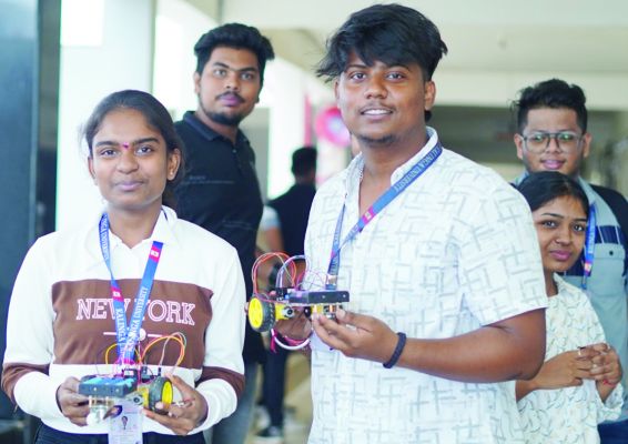कलिंगा विश्वविद्यालय में रोबोटिक्स पर एक सप्ताह के व्यावहारिक प्रशिक्षण का आयोजन